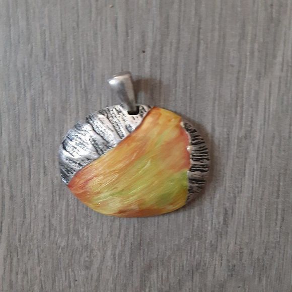 Chico's pendant enamel silver tone 2X2 - Picture 1 of 2